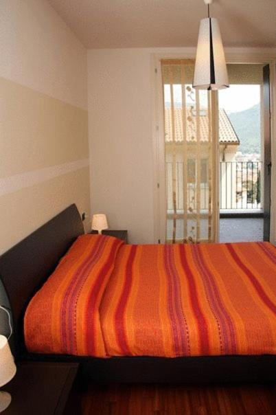 Cozy Lake Como Apartments วัลมาเดรรา ภายนอก รูปภาพ