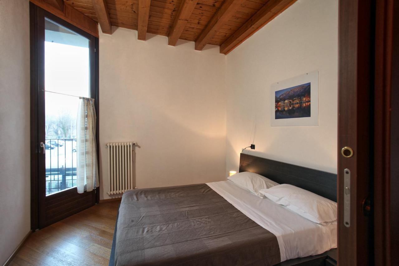 Cozy Lake Como Apartments วัลมาเดรรา ภายนอก รูปภาพ
