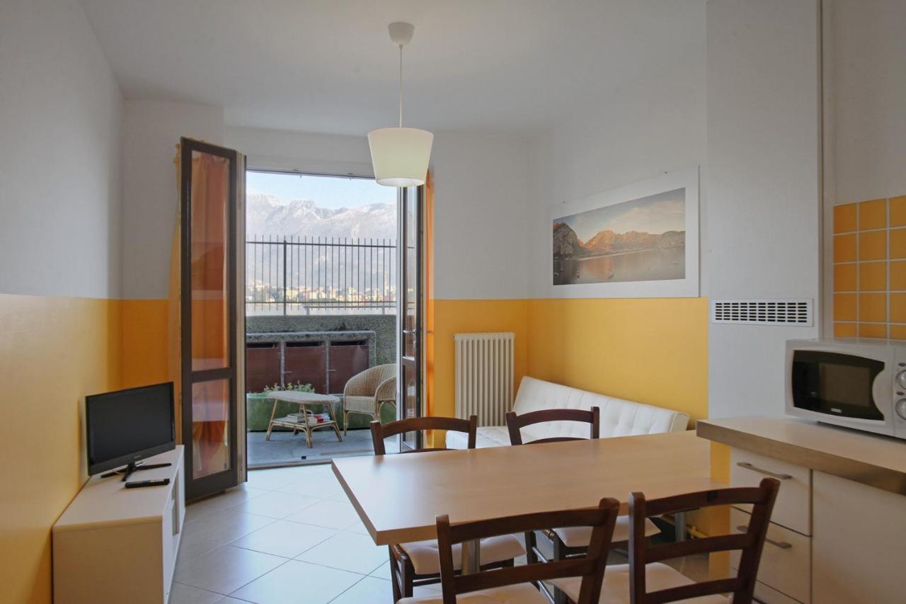 Cozy Lake Como Apartments วัลมาเดรรา ภายนอก รูปภาพ